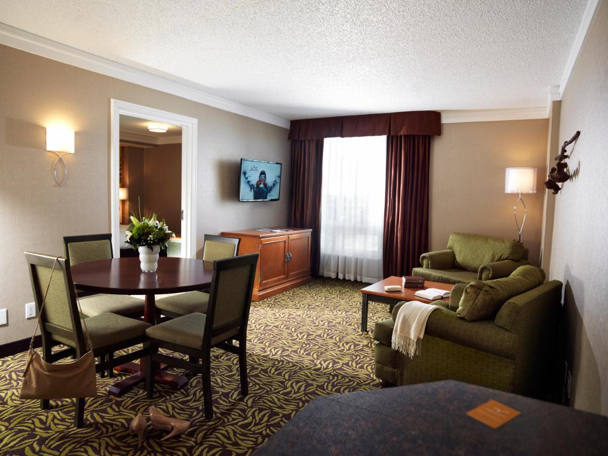 Varscona Hotel On Whyte Edmonton Dış mekan fotoğraf